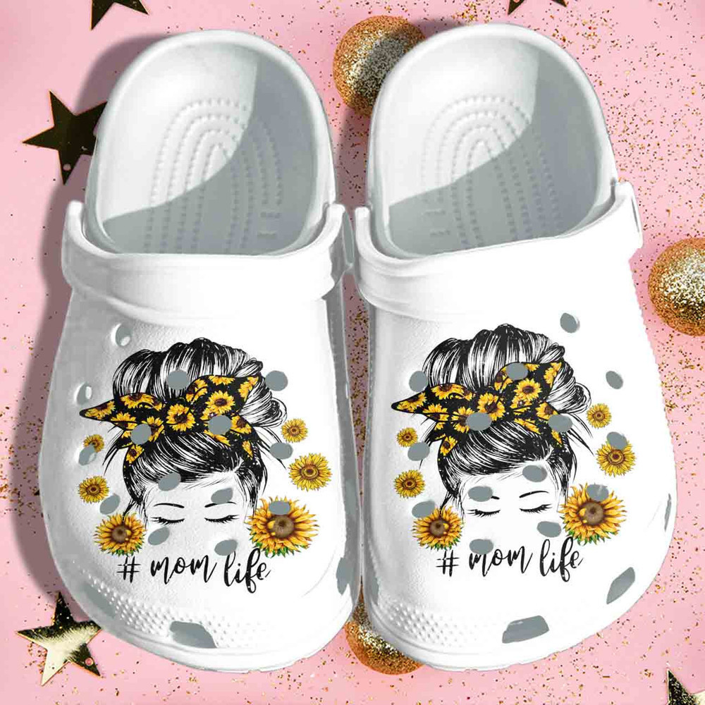 Footwearmerch Beautiful Mom In Sunflower Shoes - Mom Life clog Birthday Gift For Mother Daughter