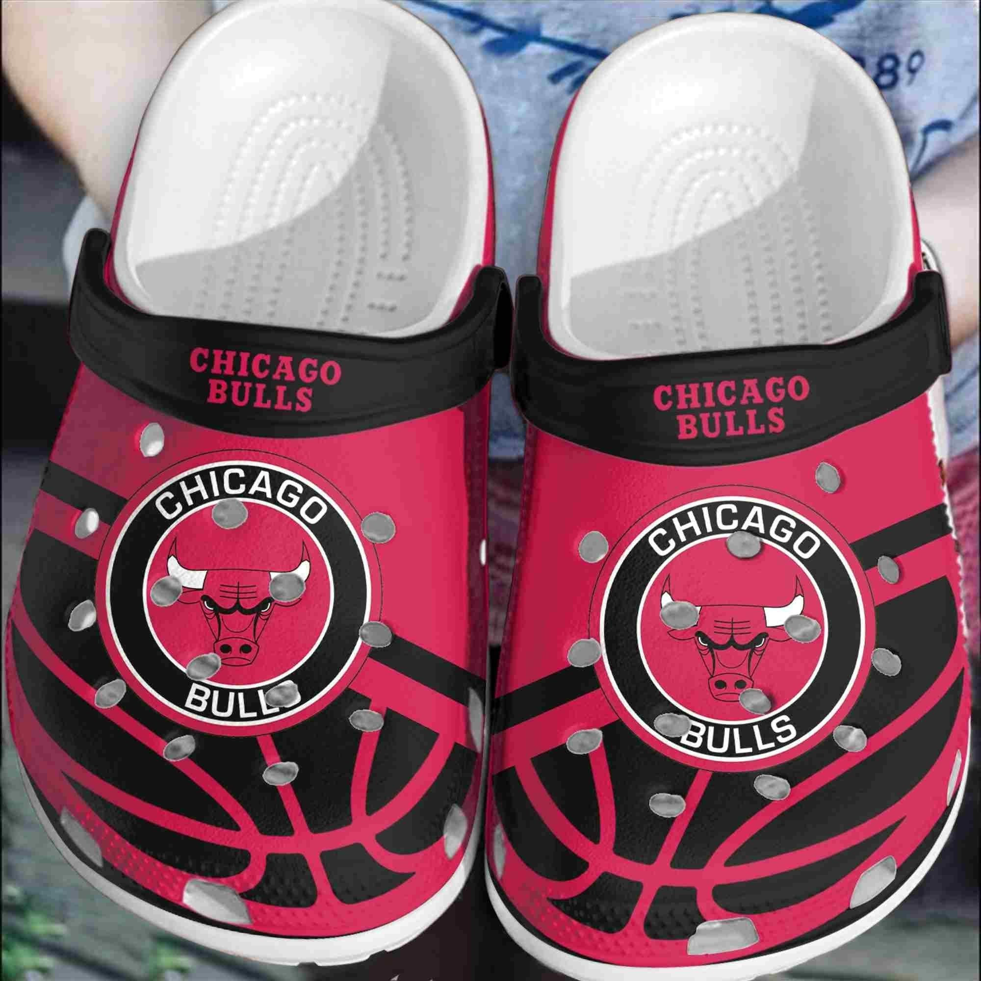Footwearmerch Chicago Bulls Basketball Club Crocs Comfortable Shoes Clogs Crocband For Men Women