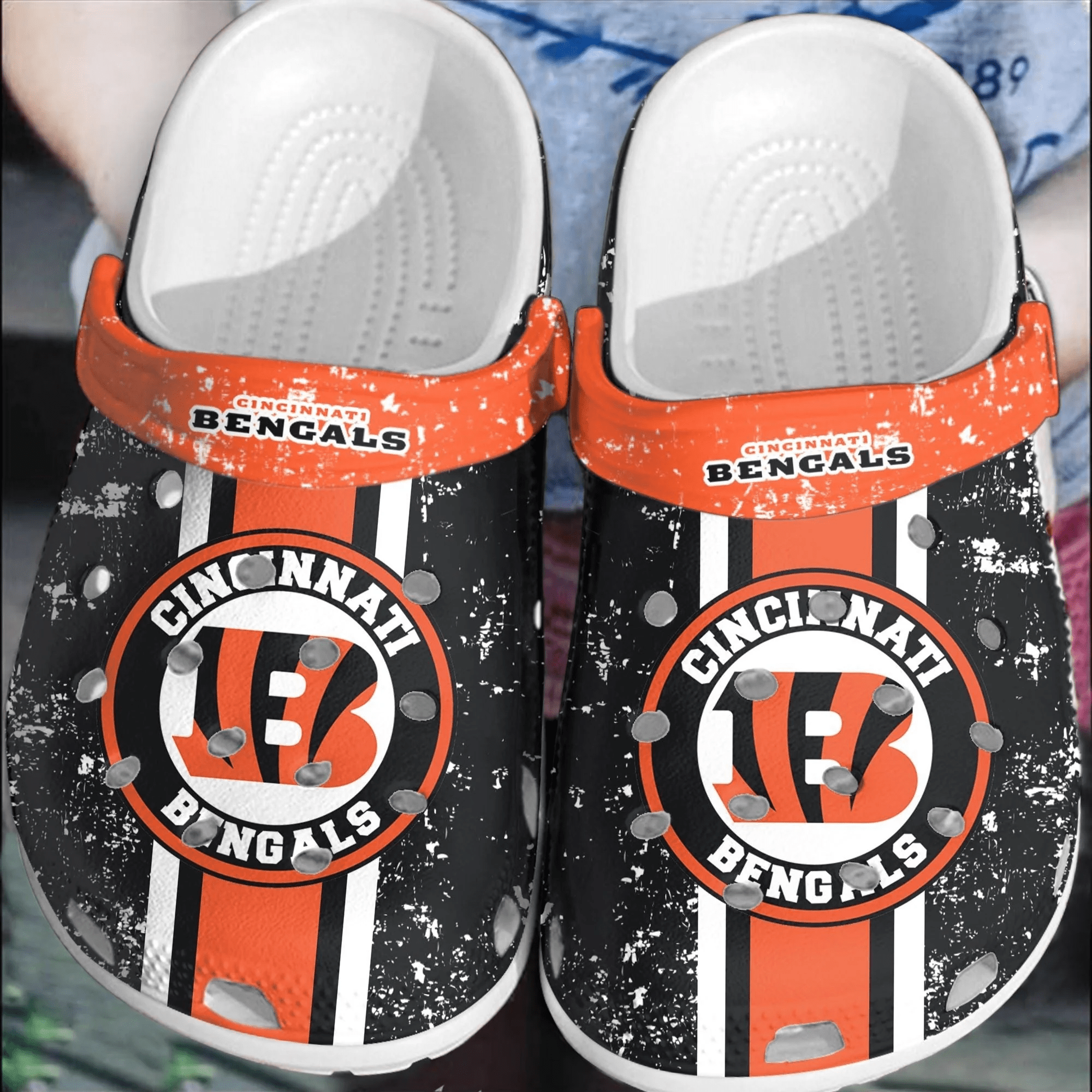 Footwearmerch NFL Cincinnati Bengals Football Crocband Crocs Shoes Comfortable Clogs For Men Women