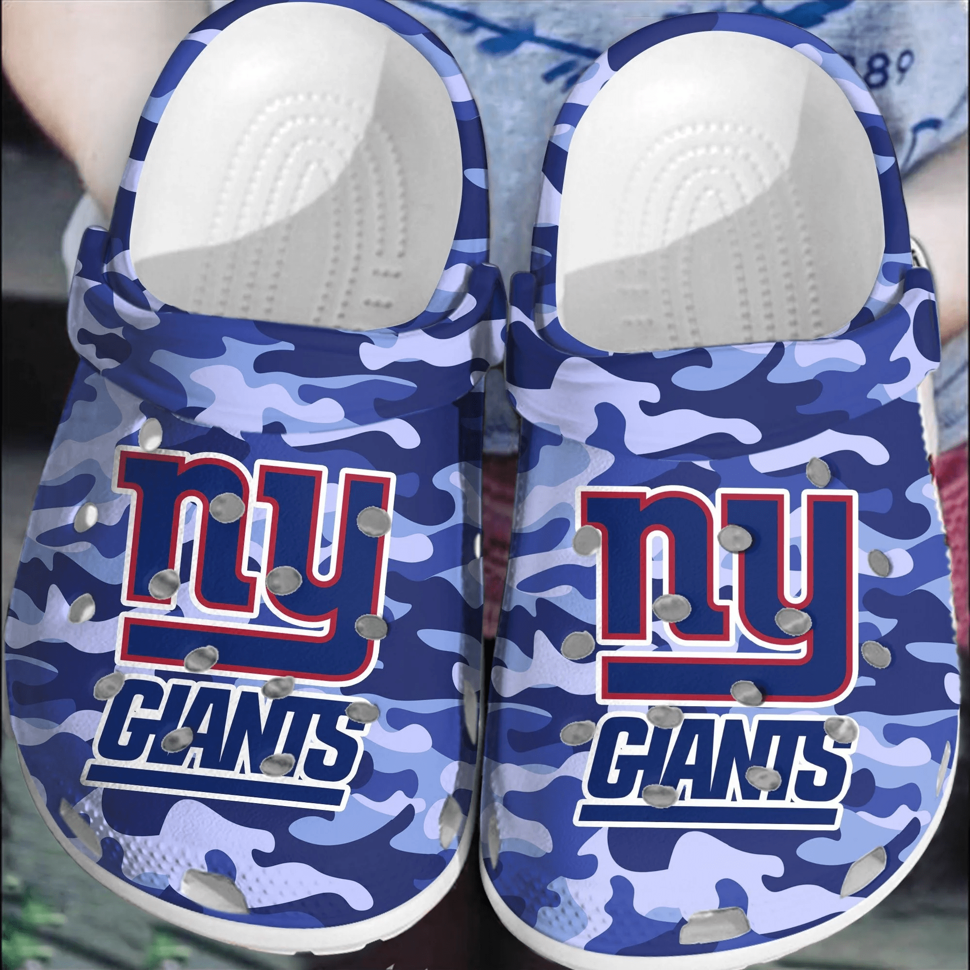 Footwearmerch NFL New York Giants Football Crocs Shoes Clogs Crocband Comfortable For Men Women