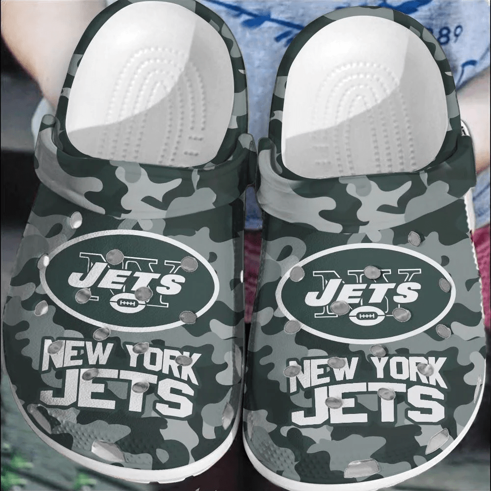 Footwearmerch NFL New York Jets Football Crocs Comfortable Clogs Shoes Crocband For Men Women