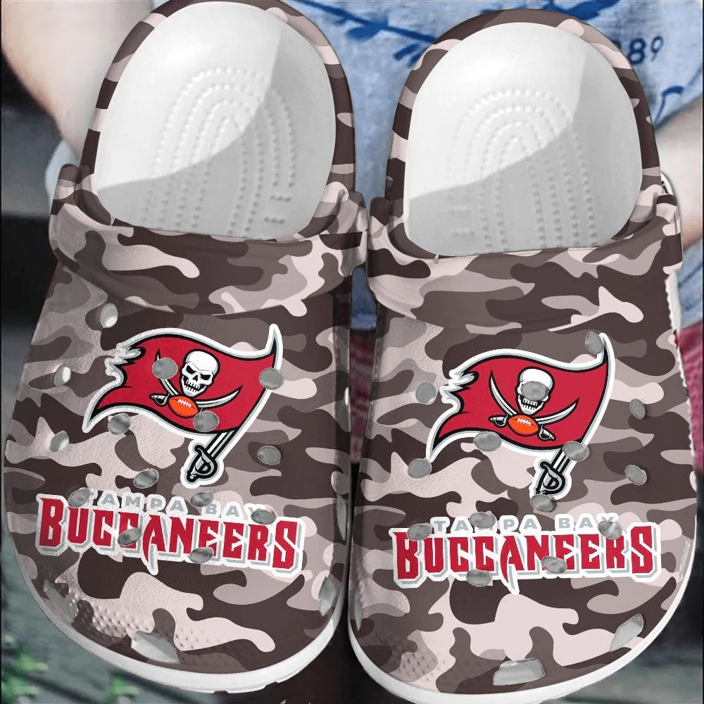 Footwearmerch NFL Tampa Bay Buccaneers CrocsClogs Comfortable Crocband Shoes For Men Women